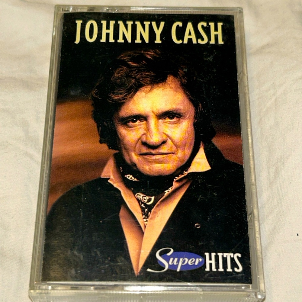 **6/$20** Johnny Cash Super Hits Cassette Tape 1994